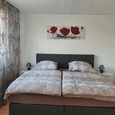 La Casita Apartment Duren Bagian luar foto
